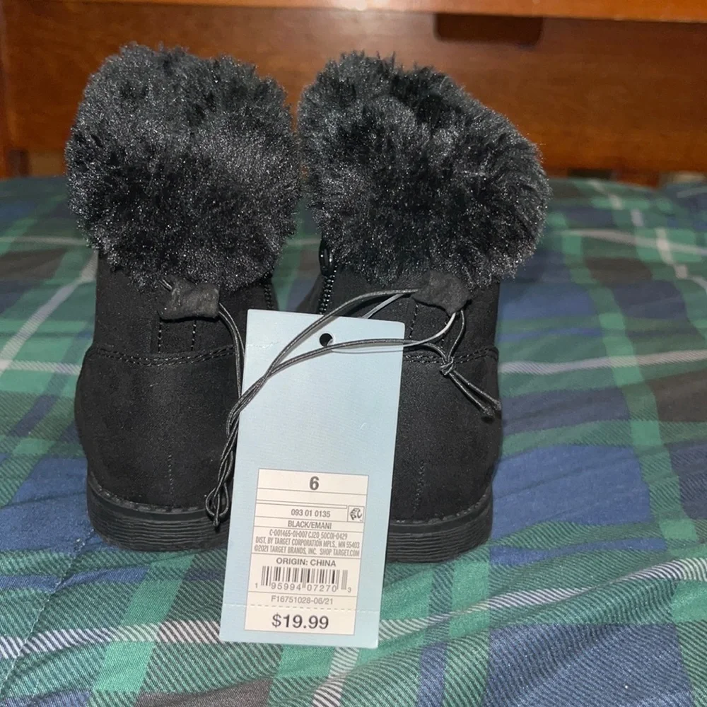 Toddler Girls' Emani Zipper Slip-On Shearling Style Winter Boots - Cat & Jack